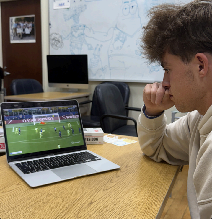 MATTEO GACINA '25 watching the second leg of Barcelona vs Inter Milan